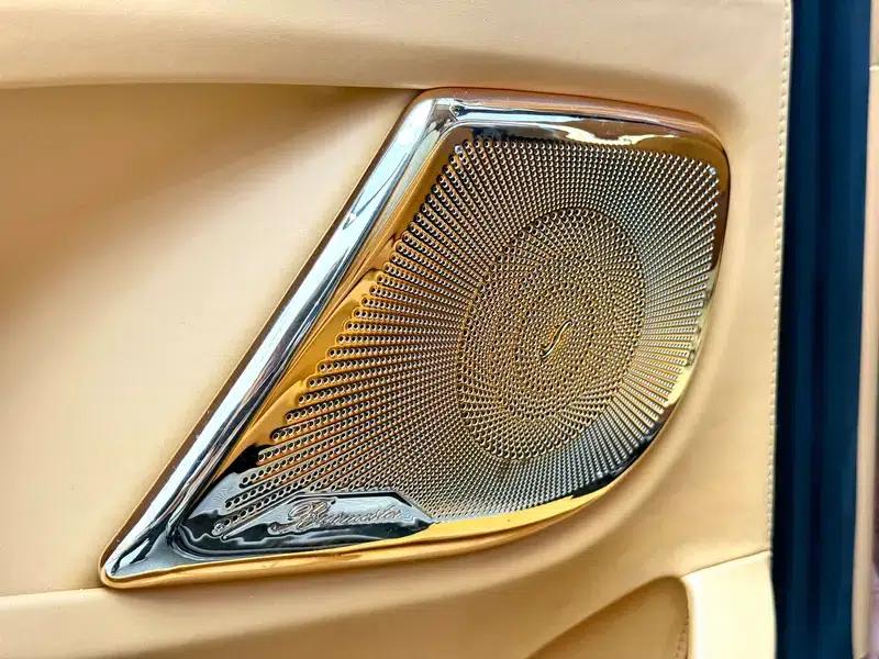 2024 Mercedes-Benz V-Class 2.0T Automatic Rear-Wheel Drive 7-Seater Factory Custom Edition — миниатюра 9