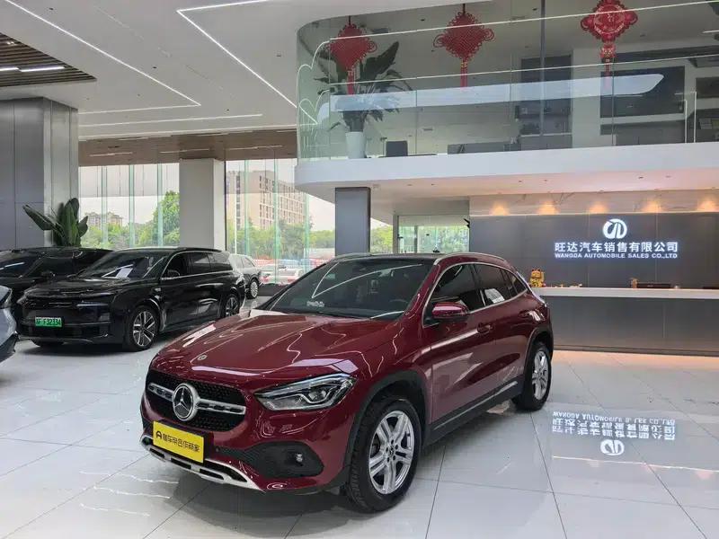 2023 Mercedes-Benz GLA 200 — миниатюра 1