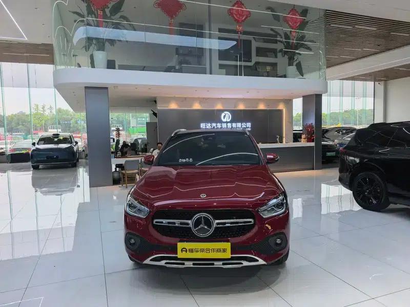 2023 Mercedes-Benz GLA 200 — миниатюра 2
