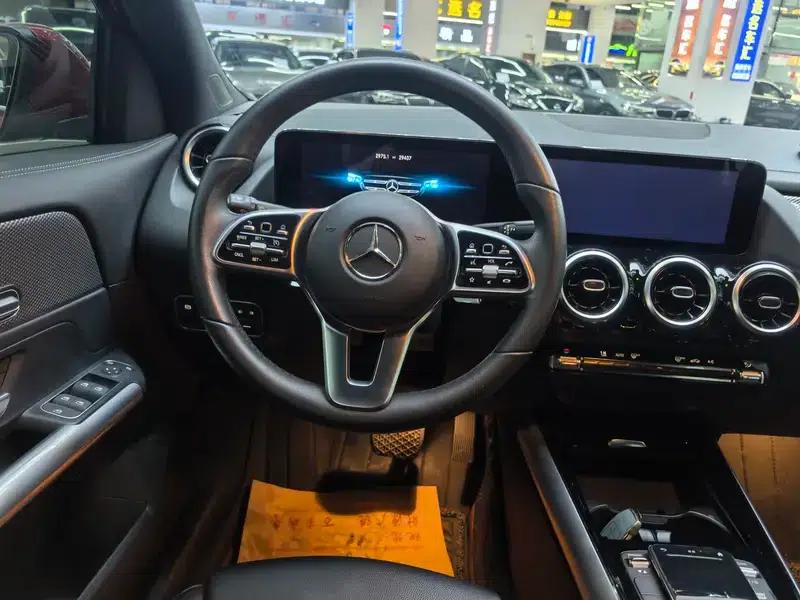 2023 Mercedes-Benz GLA 200 — миниатюра 13