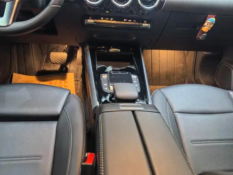 2023 Mercedes-Benz GLA 200 — миниатюра 14