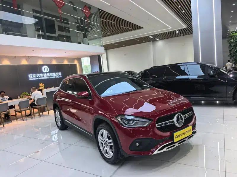 2023 Mercedes-Benz GLA 200 — миниатюра 3