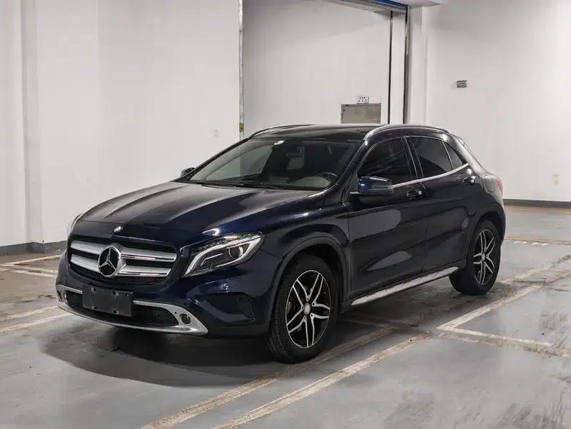 2015 Mercedes-Benz GLA 220 4MATIC Fashion Edition — миниатюра 1