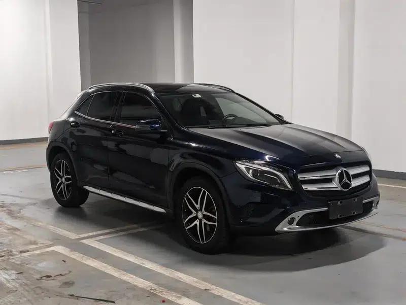 2015 Mercedes-Benz GLA 220 4MATIC Fashion Edition — миниатюра 3