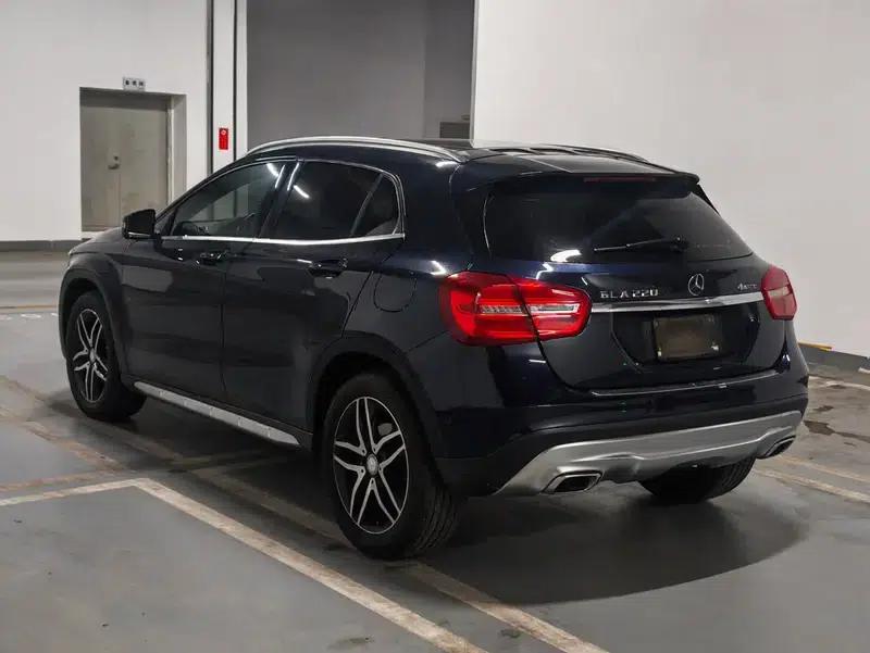 2015 Mercedes-Benz GLA 220 4MATIC Fashion Edition — миниатюра 4