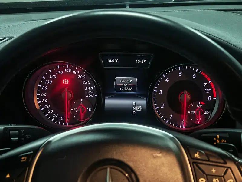 2015 Mercedes-Benz GLA 220 4MATIC Fashion Edition — миниатюра 8
