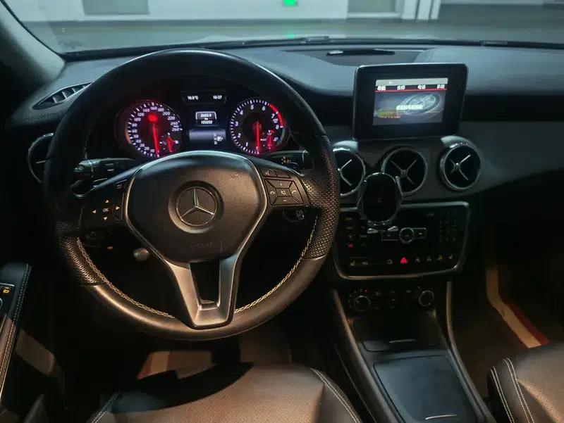 2015 Mercedes-Benz GLA 220 4MATIC Fashion Edition — миниатюра 9