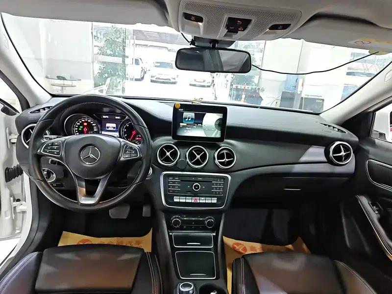 2017 Mercedes-Benz GLA 200 Fashion Edition — миниатюра 11