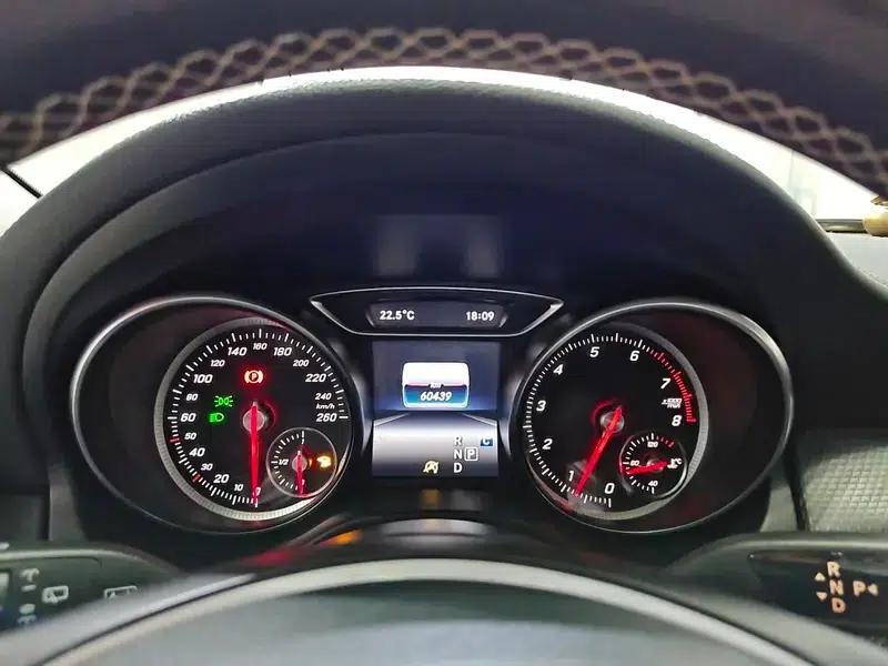 2017 Mercedes-Benz GLA 200 Fashion Edition — миниатюра 12