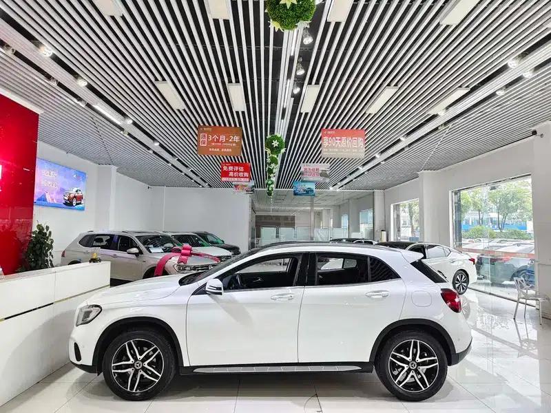 2017 Mercedes-Benz GLA 200 Fashion Edition — миниатюра 4
