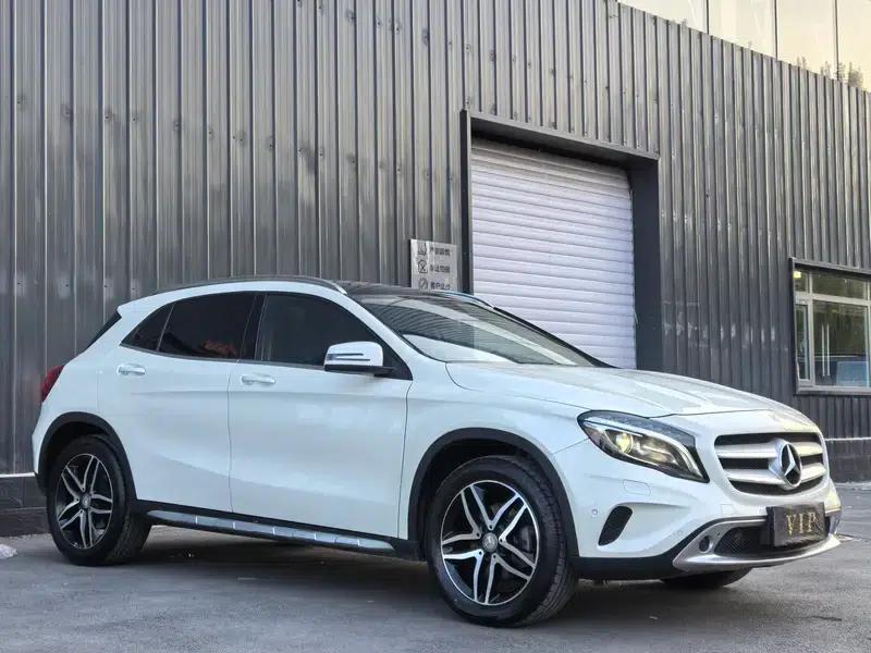 2015 Mercedes-Benz GLA 220 4MATIC Luxury — миниатюра 3