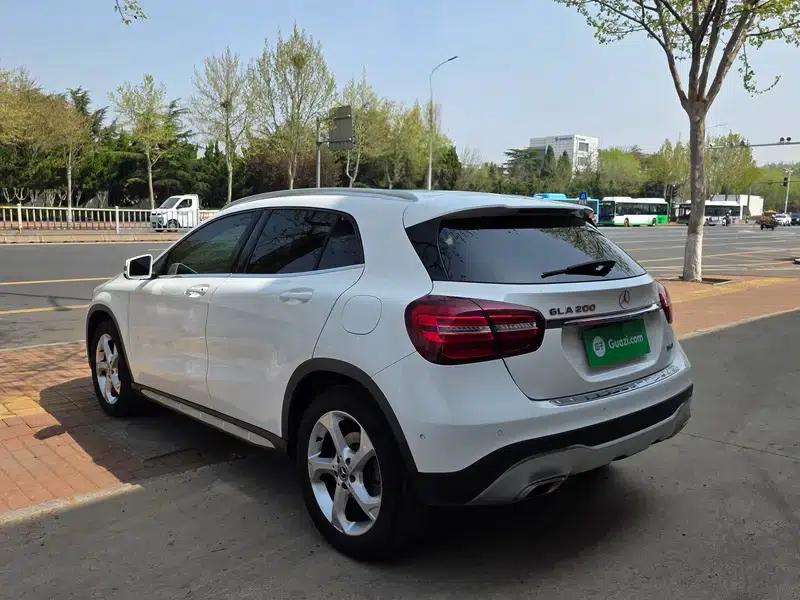 2017 Mercedes-Benz GLA 200 Dynamic — миниатюра 4