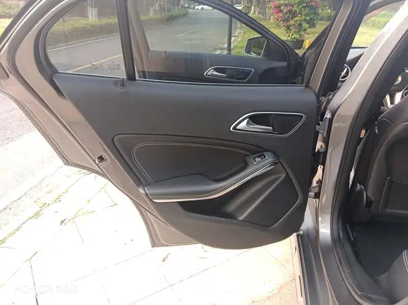 2015 Mercedes-Benz GLA 200 Fashion Edition — миниатюра 13