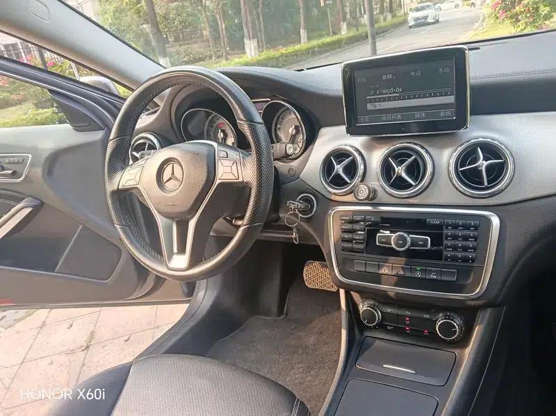2015 Mercedes-Benz GLA 200 Fashion Edition — миниатюра 15