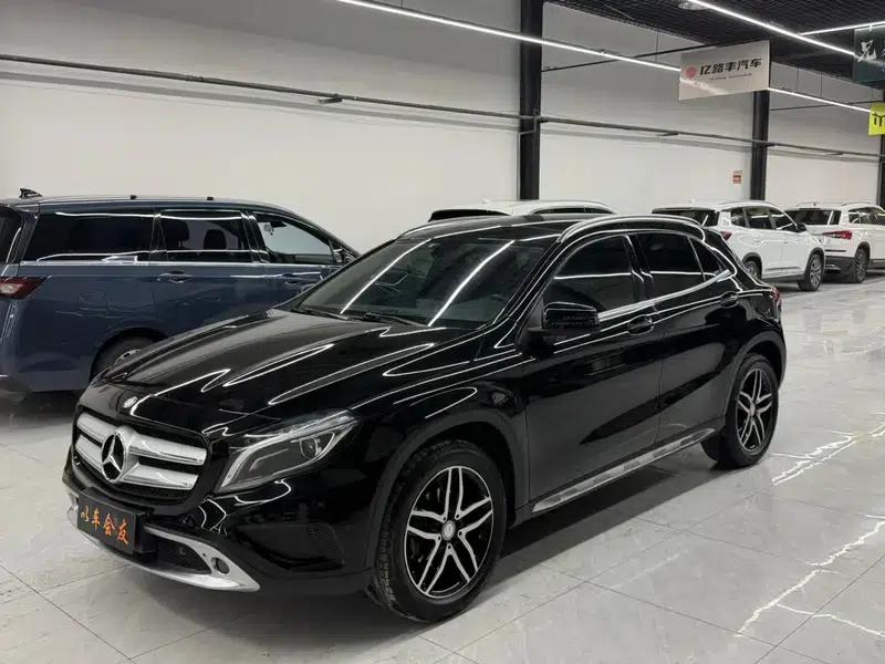 2015 Mercedes-Benz GLA 200 Fashion Edition — миниатюра 1