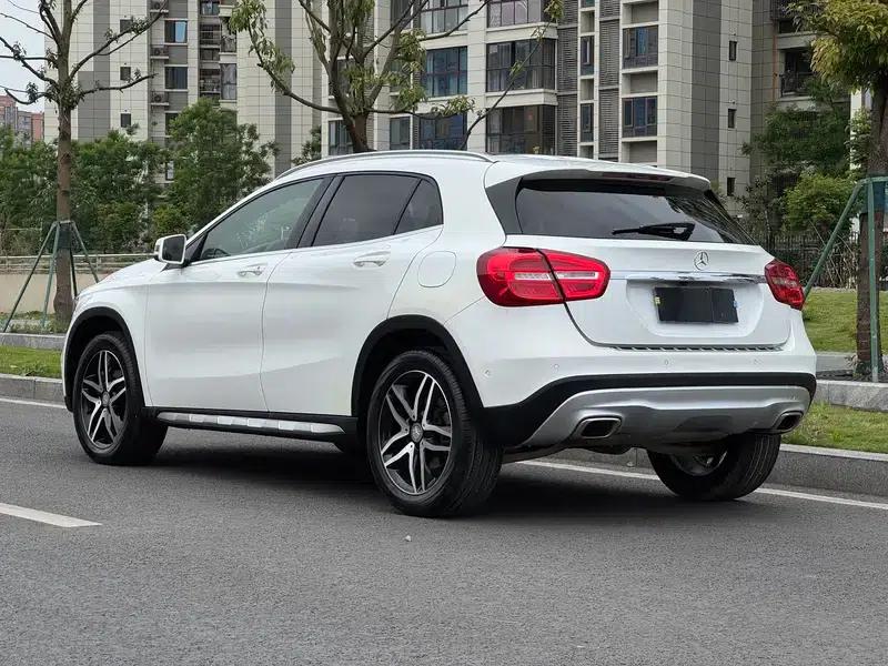 2016 Mercedes-Benz GLA 200 Fashion Edition — миниатюра 4
