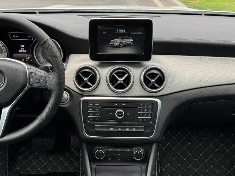 2016 Mercedes-Benz GLA 200 Fashion Edition — миниатюра 8