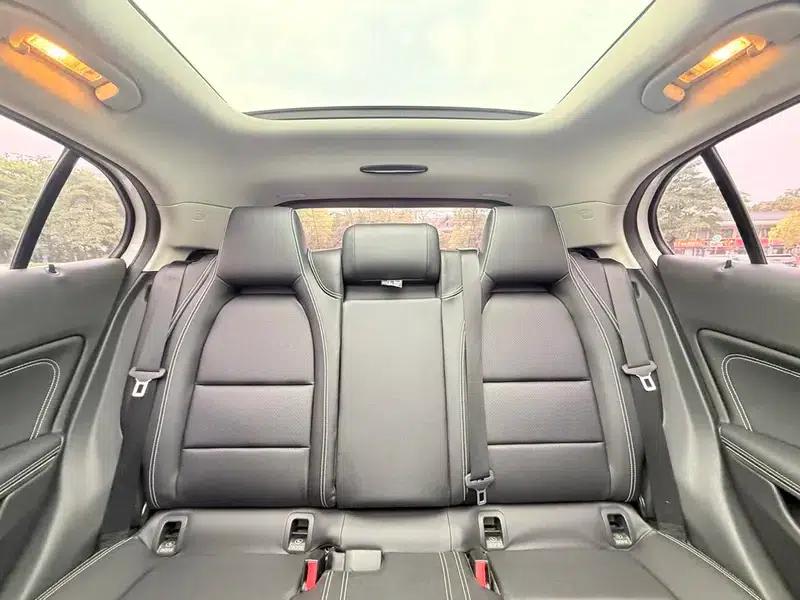 2017 Mercedes-Benz GLA 200 Fashion Edition — миниатюра 19