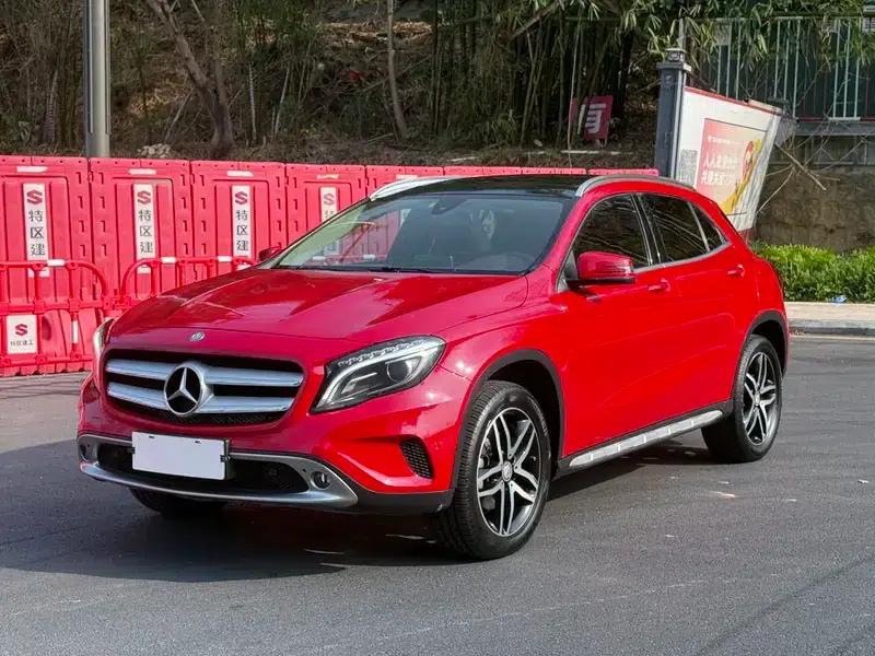 2016 Mercedes-Benz GLA 200 Fashion Edition — миниатюра 1