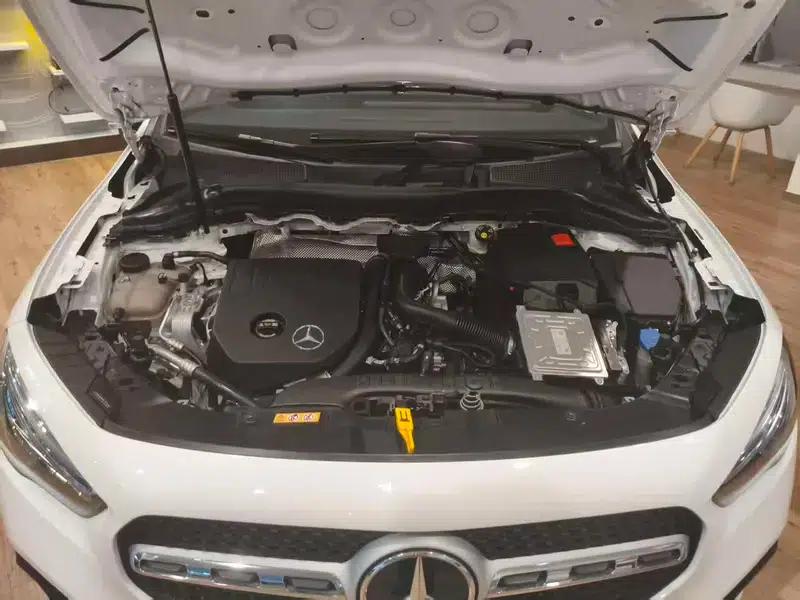 Mercedes-Benz GLA 2022 Facelift GLA 200 — миниатюра 3