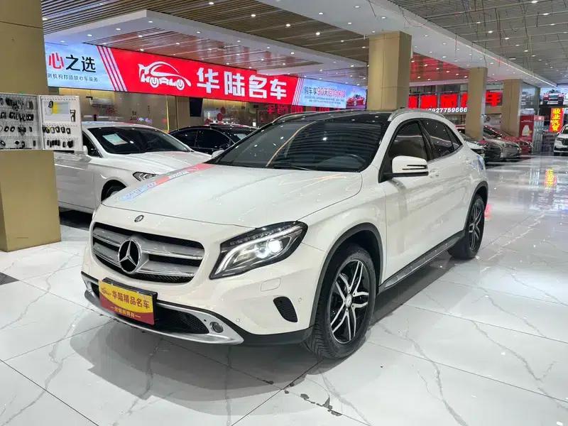 2016 Mercedes-Benz GLA 200 Fashion Edition — миниатюра 1