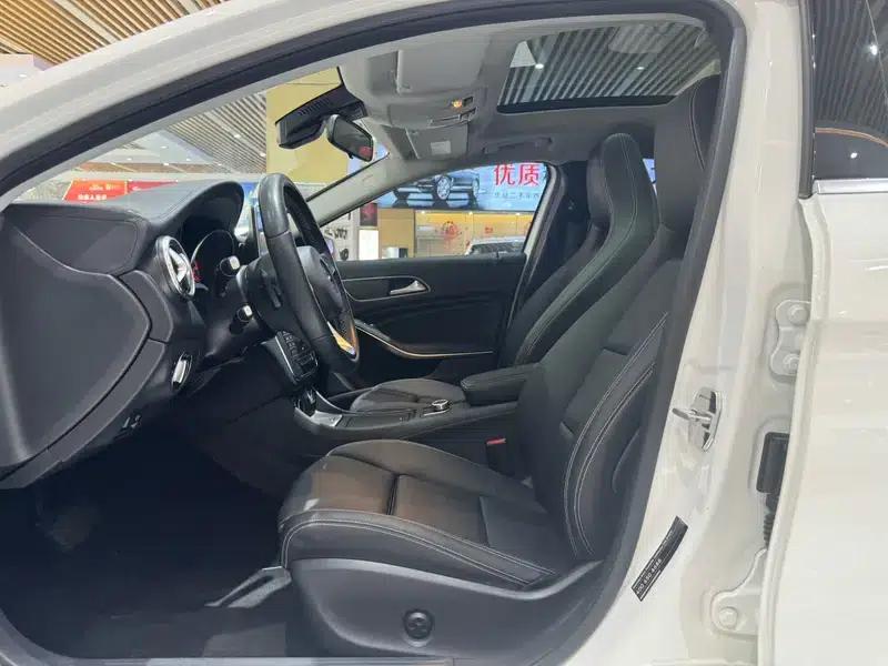 2016 Mercedes-Benz GLA 200 Fashion Edition — миниатюра 17