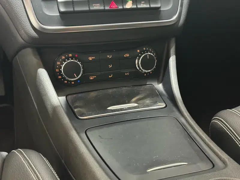 2016 Mercedes-Benz GLA 200 Fashion Edition — миниатюра 9