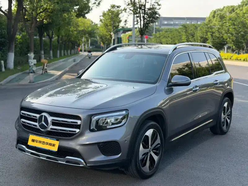 Mercedes-Benz GLB 2020 Fashion Edition — миниатюра 1