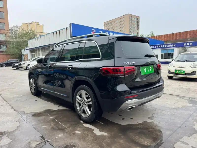 Mercedes-Benz GLB 2023 Fashion Edition — миниатюра 5