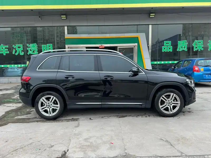 Mercedes-Benz GLB 2023 Fashion Edition — миниатюра 8