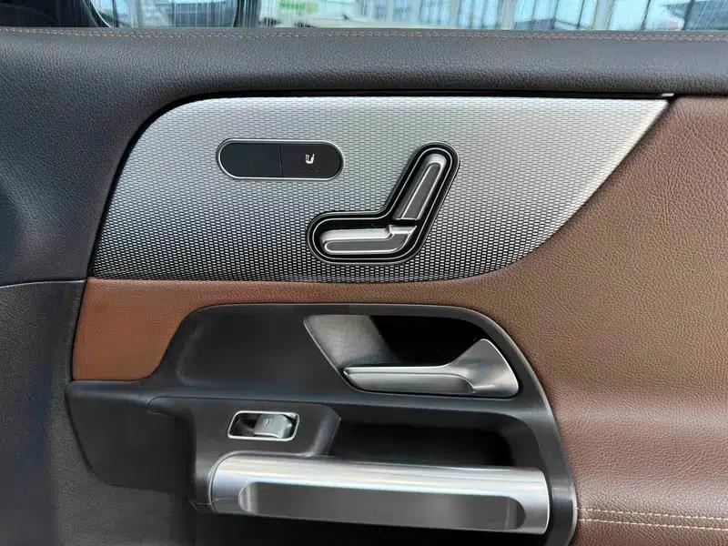 2020 Mercedes-Benz GLB 180 Fashion Edition — миниатюра 10