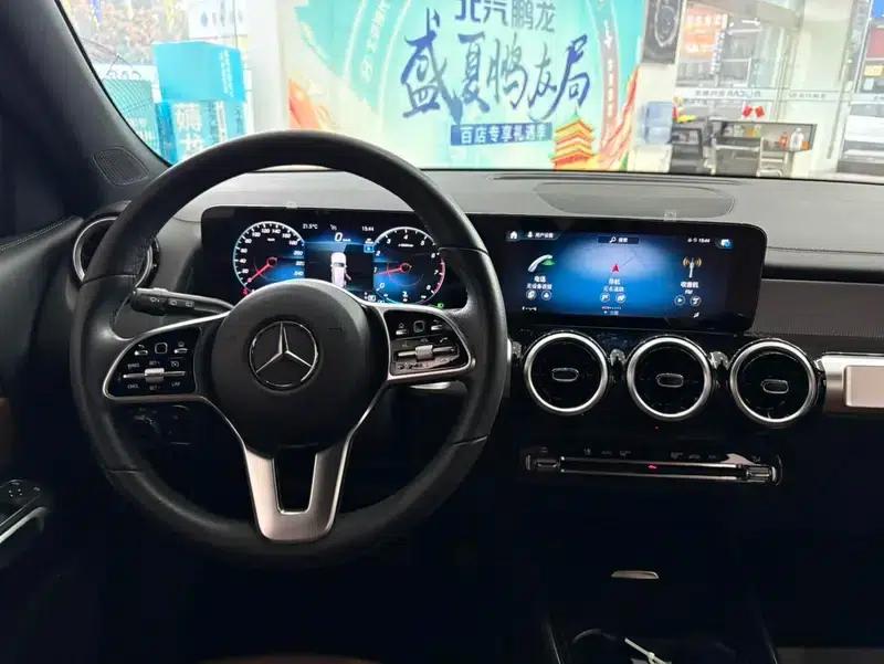 2023 Mercedes-Benz GLB 200 Dynamic — миниатюра 11