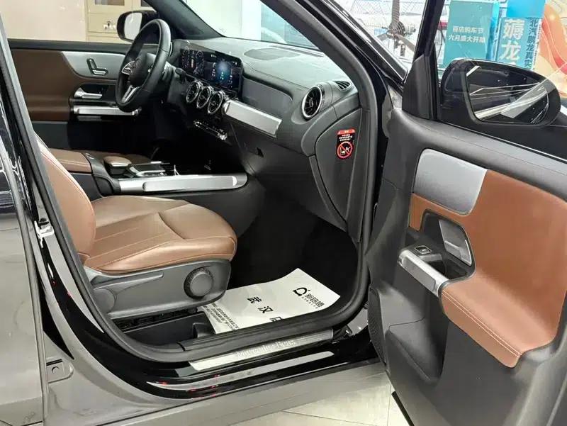 2023 Mercedes-Benz GLB 200 Dynamic — миниатюра 5