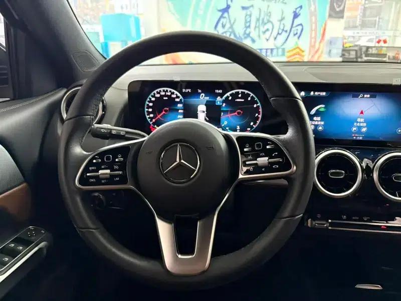 2023 Mercedes-Benz GLB 200 Dynamic — миниатюра 10
