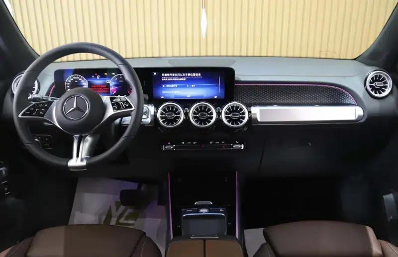 Mercedes-Benz GLB 2024 Facelift GLB 220 Fashion Model — миниатюра 11