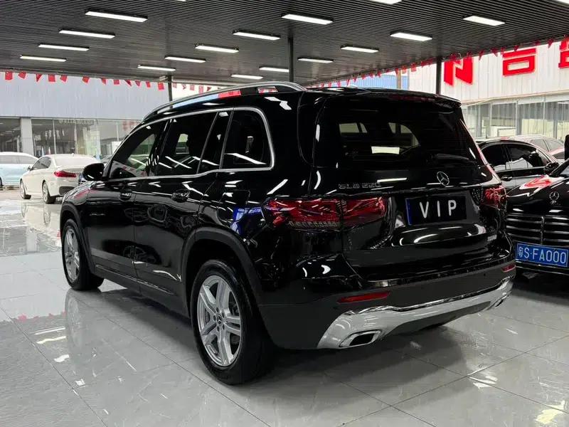 2023 Mercedes-Benz GLB 220 Dynamic — миниатюра 4