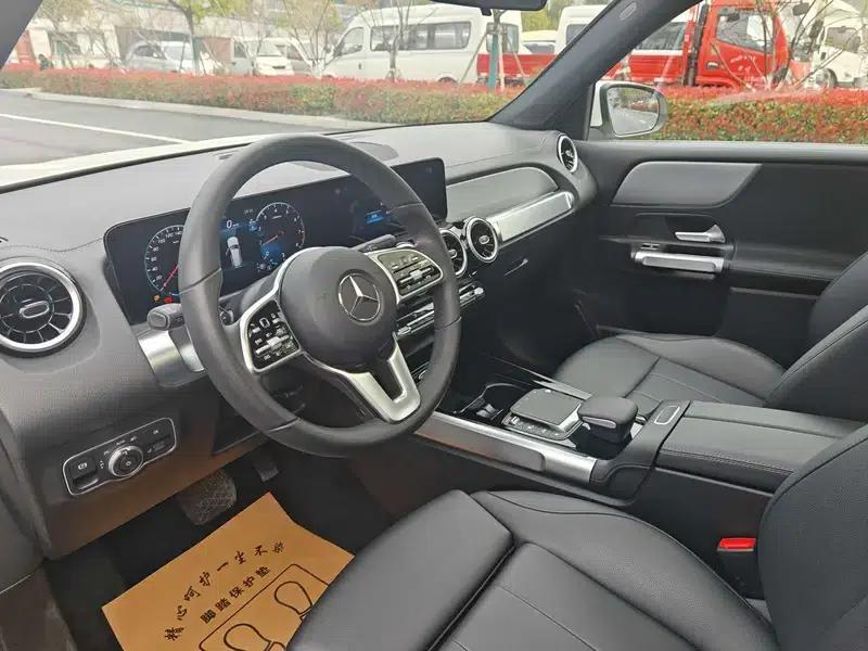 Mercedes-Benz GLB 2023 Fashion Edition — миниатюра 12