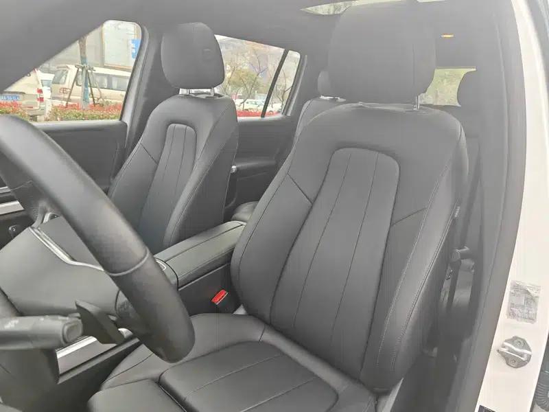 Mercedes-Benz GLB 2023 Fashion Edition — миниатюра 18