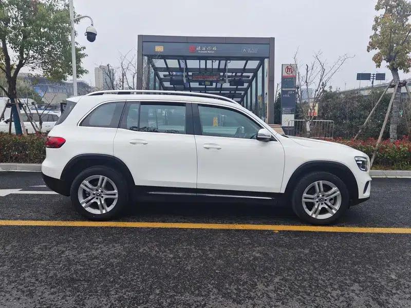 Mercedes-Benz GLB 2023 Fashion Edition — миниатюра 6