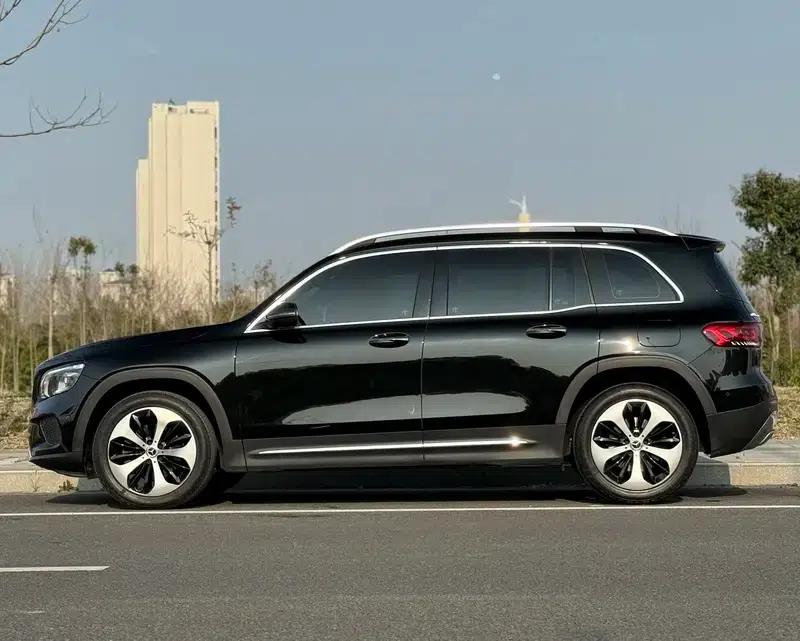 2023 Mercedes-Benz GLB 220 Fashion Edition — миниатюра 3