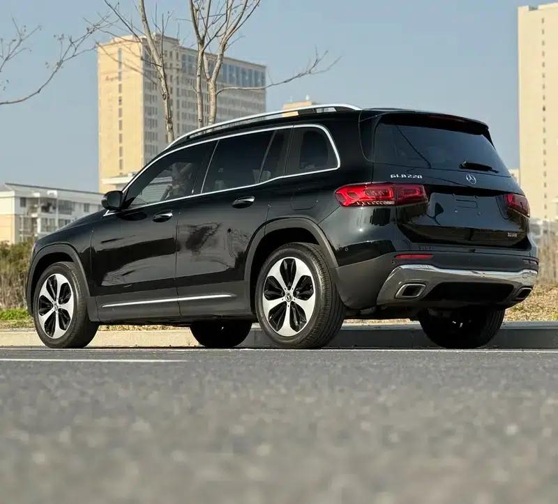2023 Mercedes-Benz GLB 220 Fashion Edition — миниатюра 4