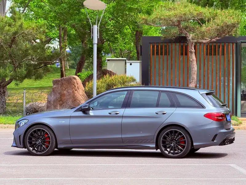 2019 Mercedes-Benz C-Class AMG C 43 4MATIC Estate Special Edition — миниатюра 4