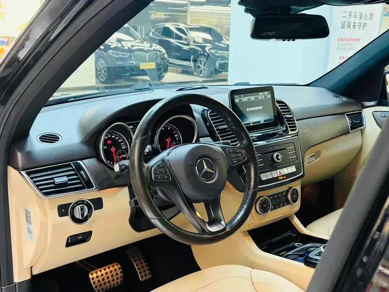 2017 Mercedes-Benz GLE AMG 43 4MATIC — миниатюра 14