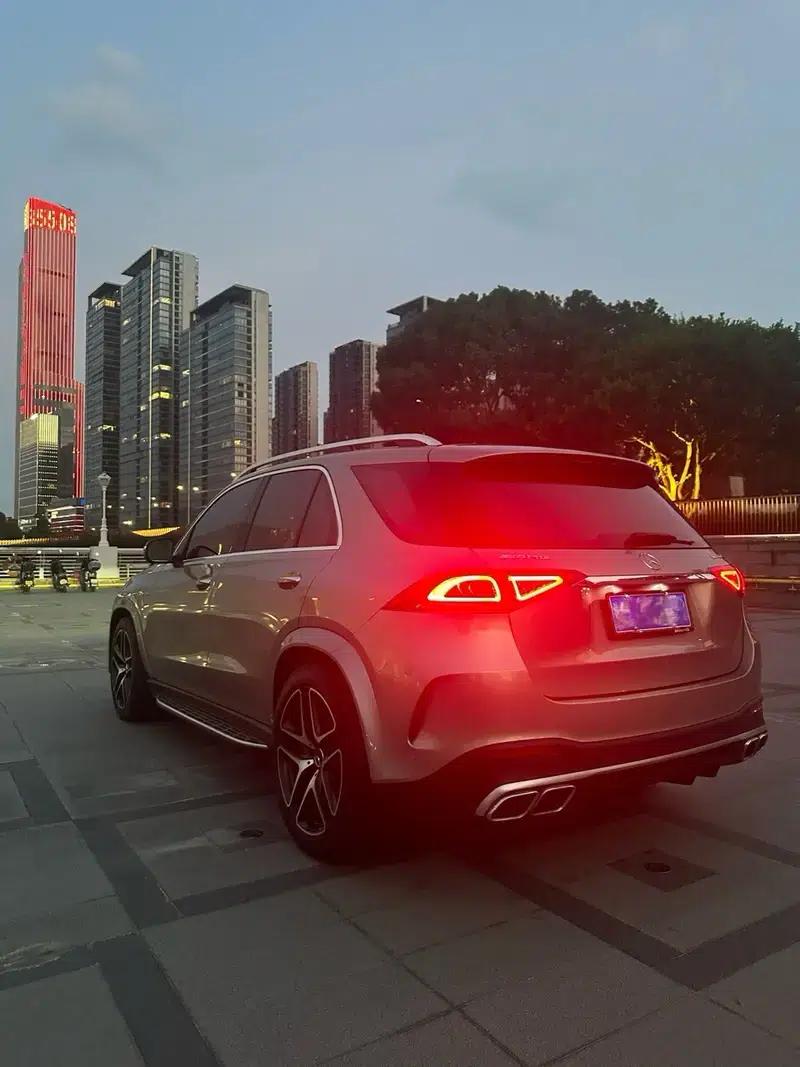 2020 Mercedes-Benz GLE AMG 63 4MATIC+ — миниатюра 4