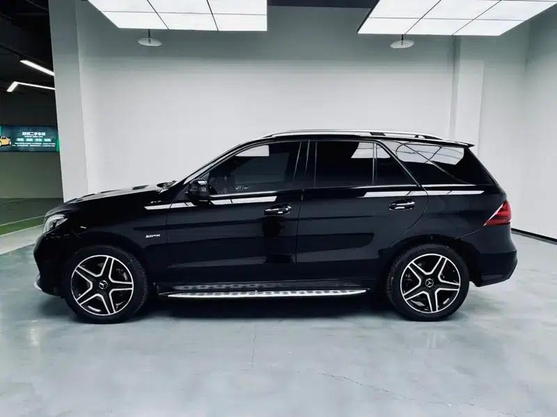 2017 Mercedes-Benz GLE AMG 43 4MATIC — миниатюра 3