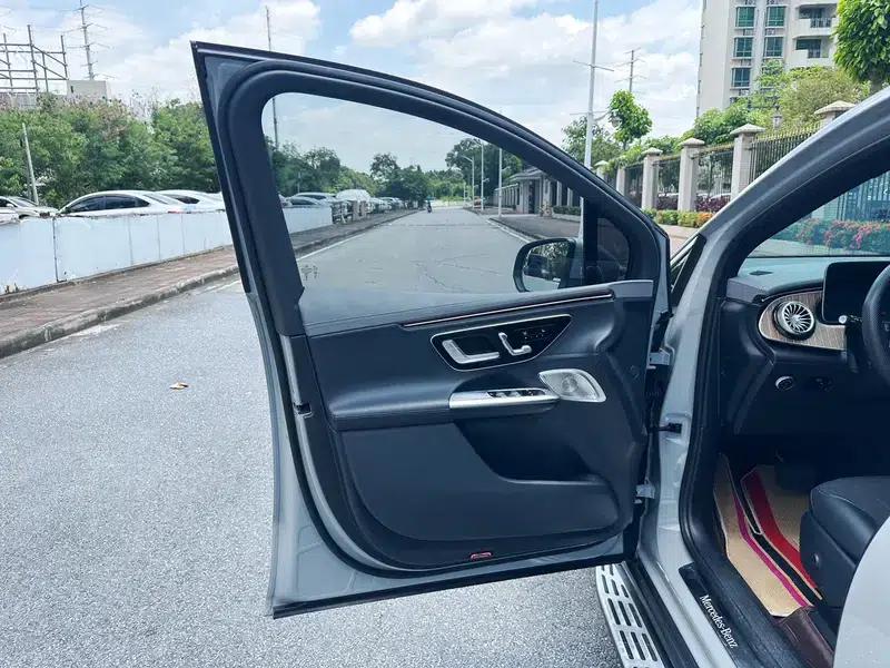 2023 Mercedes-Benz EQE SUV 350 4MATIC Pioneer Edition — миниатюра 16