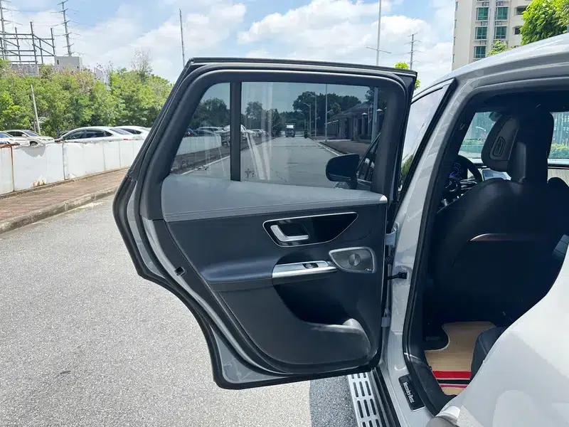 2023 Mercedes-Benz EQE SUV 350 4MATIC Pioneer Edition — миниатюра 18