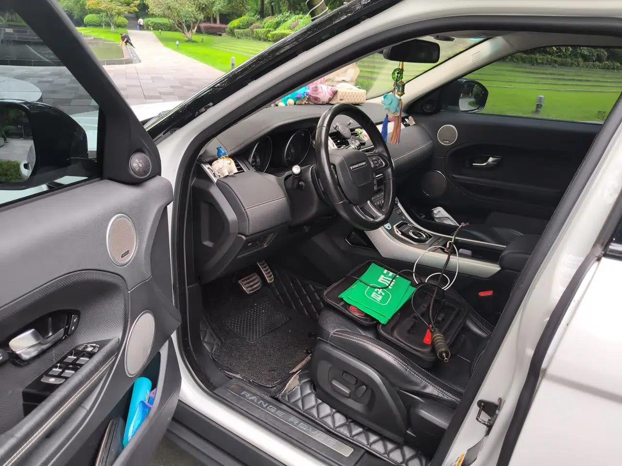 Land Rover Range Evoque 2014 2.0T 5-Door Ignite Edition — миниатюра 16