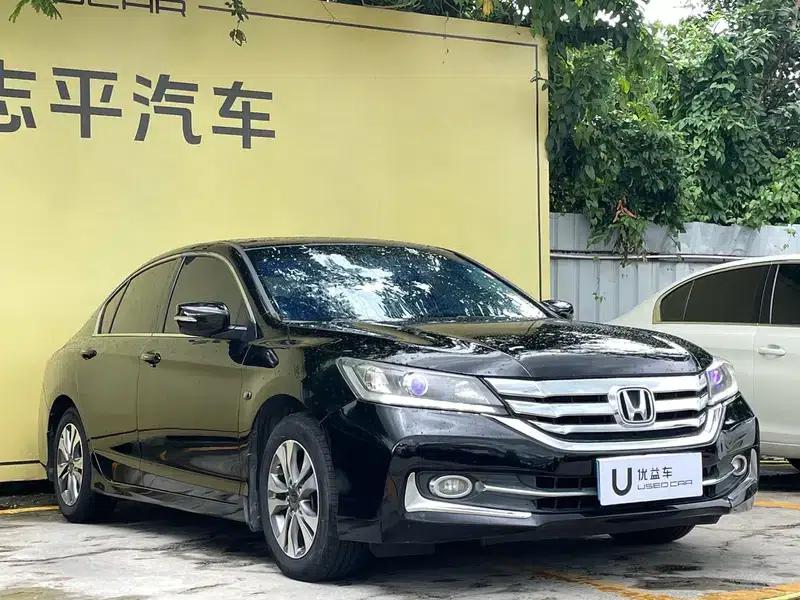 2015 Honda Accord 2.0L LX Comfort Edition — миниатюра 3