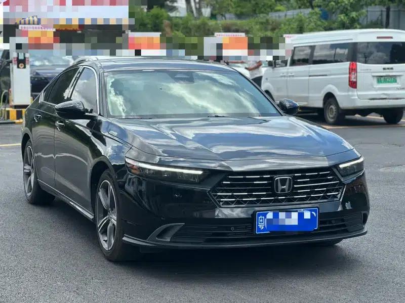 2023 Honda Accord 260TURBO Premium Edition — миниатюра 3